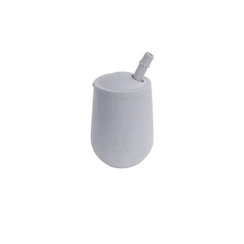 ezpz Mini Cup + Straw Training System – Silikonska čaša za djecu sa slamkom
