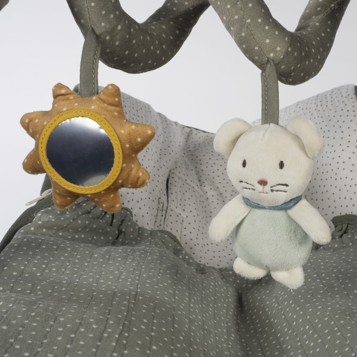 Senzorna igračka za kolica i autosjedalicu Poppy
